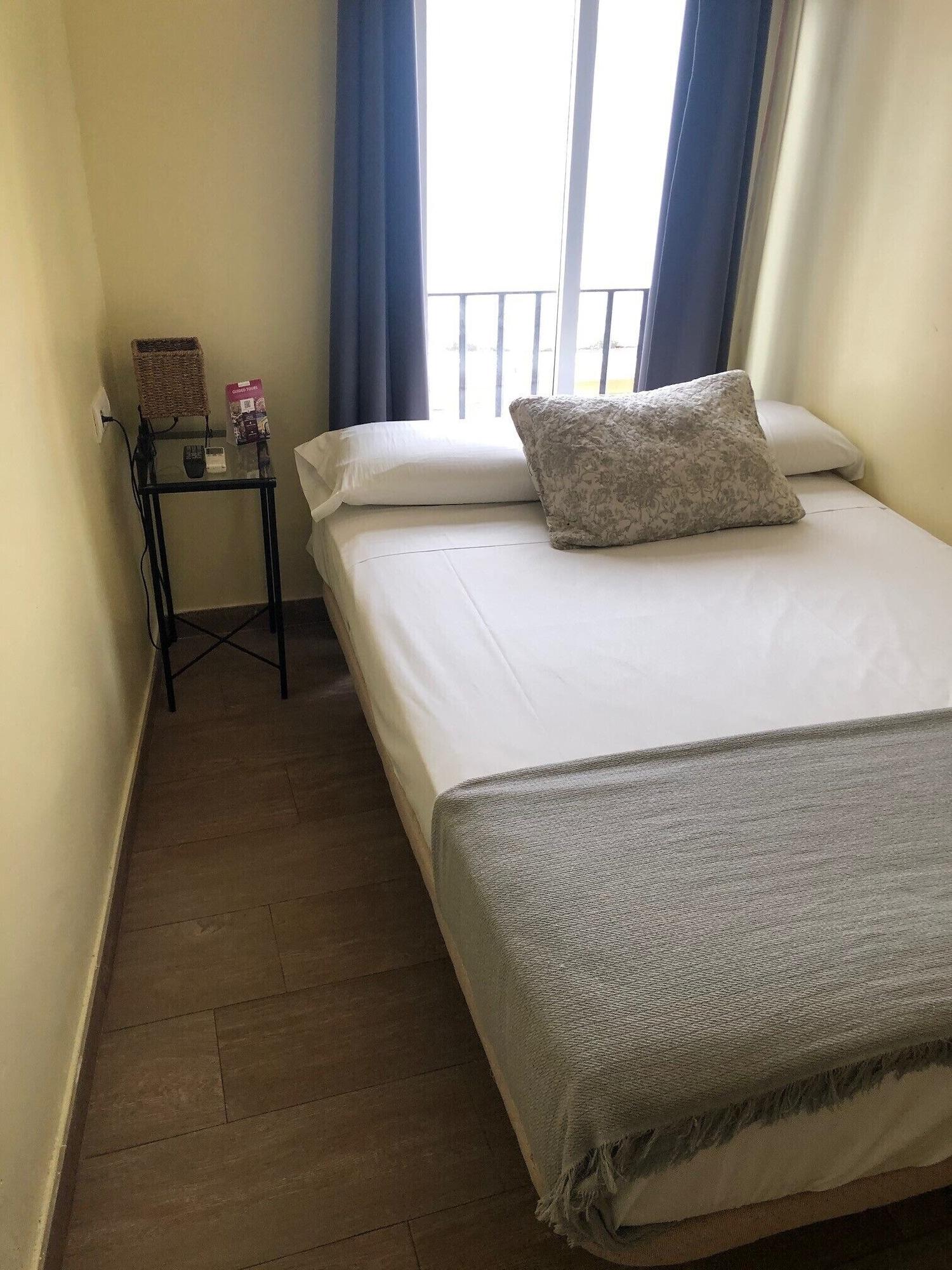 Hospederia Luis De Gongora Hotel Кордоба Екстериор снимка