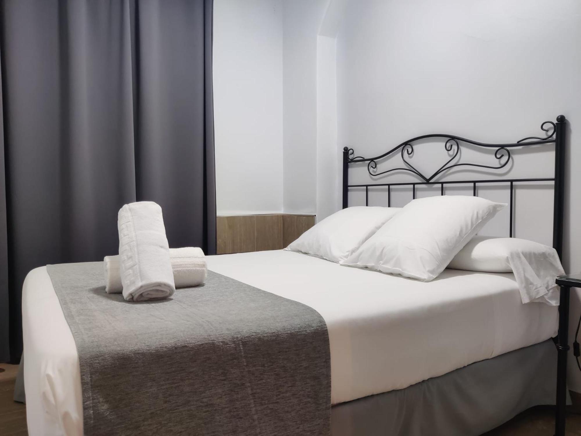 Hospederia Luis De Gongora Hotel Кордоба Екстериор снимка
